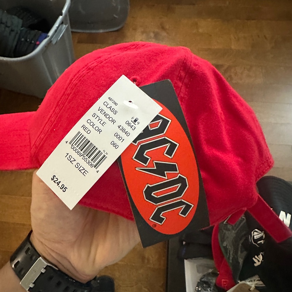 AC/DC Red Baseball Cap - Picture 4 of 5